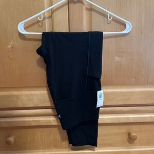 Old Navy StudioSmooth Large Petite 7/8 Black Leggings